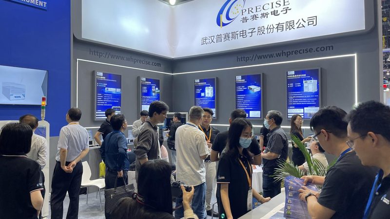 水质检测仪器定制方案：精准监控，守护水资源安全