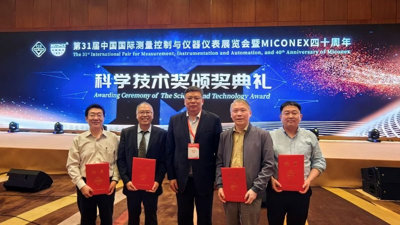 涡街流量计户外安装，如何确保防护效果？**
